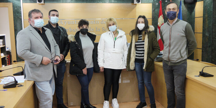 Los ganadores de la campaña de apoyo al comercio local reciben sus premios