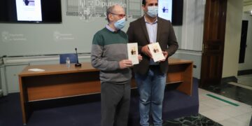 ‘Para el adiós tengo ya la música puesta’ recoge 70 poemas de César Real