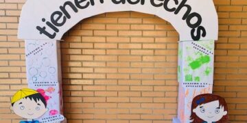 Los pequeños de la Escuela Infantil Municipal crean una ‘fortaleza’ para defender sus derechos