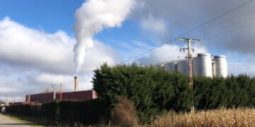 La asociación de vecinos de Vega de Salamanca reclamará a la Junta una solución al problema de los olores de la fábrica de grasas