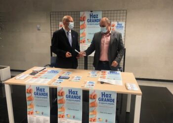 Premios por comprar en el municipio: Arranca la campaña navideña ‘Km 0’ para apoyar al pequeño comercio local