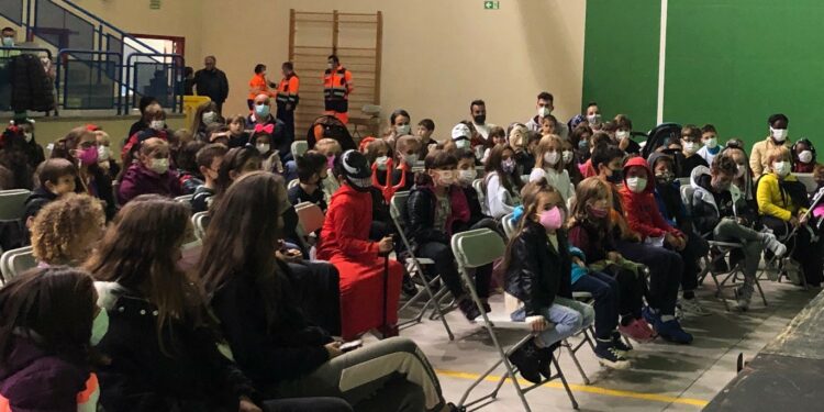 Más de 400 escolares recibirán las ayudas municipales de material escolar para este curso