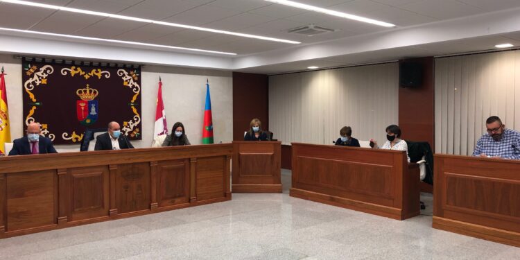 Los niños nacidos este año ya recibirán la ayuda de 400 euros tras el visto bueno a la implantación del cheque bebé