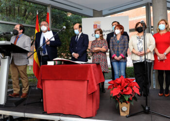 Jesús García-Cruces toma posesión como gerente regional de Salud