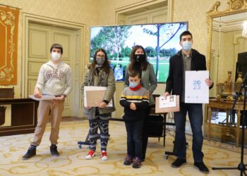 El calendario de 2022 elige doce instantáneas del concurso de fotografía ‘Life Vía de la Plata’