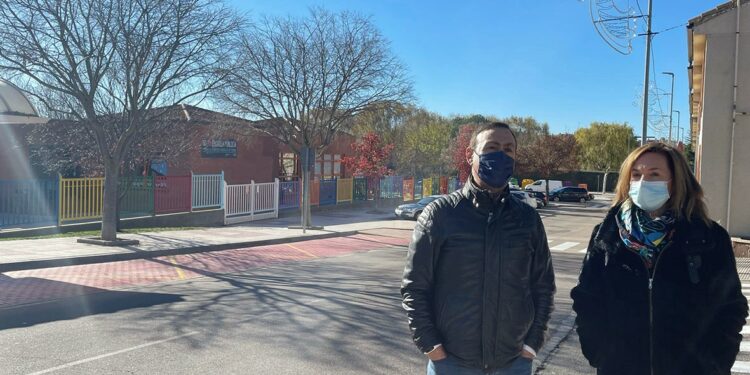 El I Concurso de Decoración Navideña de Balcones, Jardines y Fachadas entregará 450 euros en premios