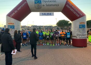 Objetivo cumplido en la ‘Carrera Popular de Navidad’: 800 kilos recogidos para el Banco de Alimentos