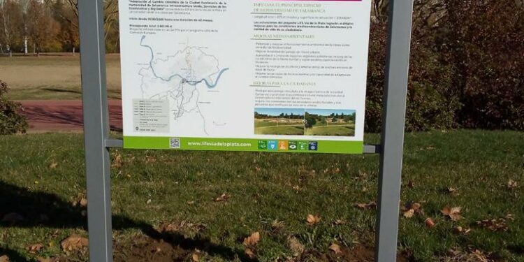 Nueva señalética para dar a conocer actuaciones de renaturalización urbana