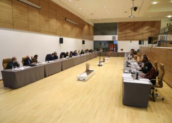 El Ayuntamiento aprueba las ordenanzas fiscales con la congelación general de impuestos y tasas