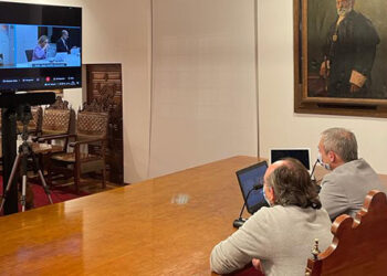 La Universidad pide al Gobierno participar en los proyectos vinculados a la industria del español