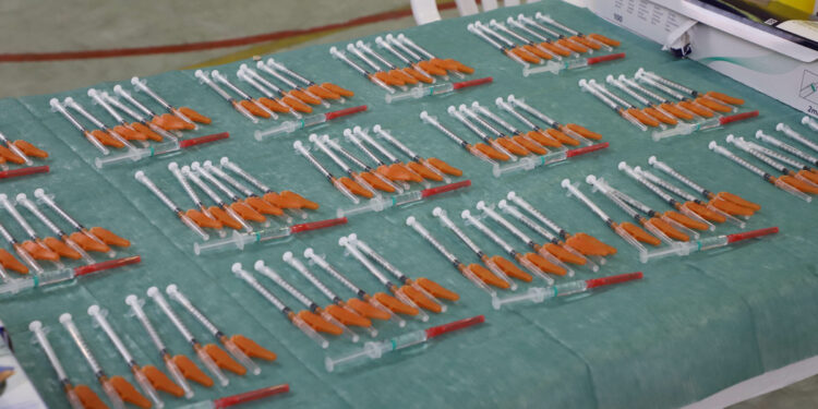 El 20 de diciembre comienzan las vacunaciones pediátricas en el Multiusos Sánchez Paraíso