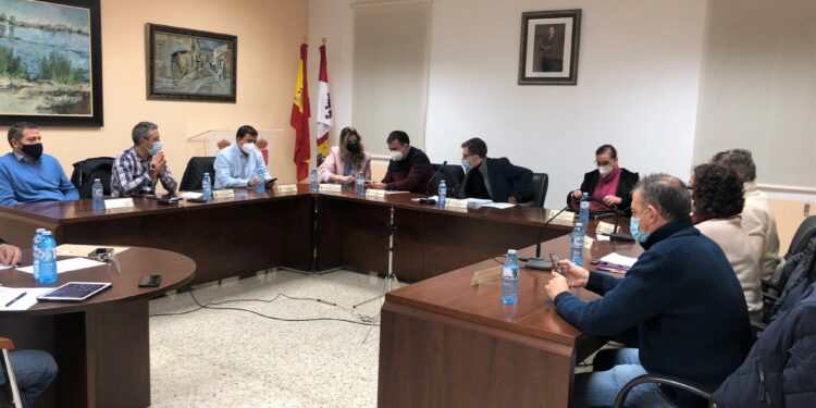 Respaldo mayoritario de los grupos municipales al presupuesto para 2022