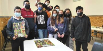 Los chicos de CiberCarba, ganadores de la categoría junior del VI Concurso Provincial de Puzzles