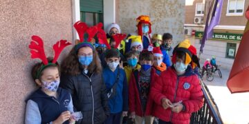 Animada Nochevieja anticipada con gominolas a las 12 del mediodía