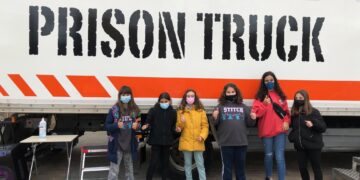 Diversión sin descanso con escape room sobre ruedas, realidad virtual y cuentos navideños