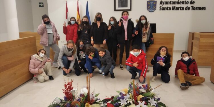 El pleno de Infancia y el taller de copos de nieve concluyen las actividades del trimestre de ‘Ciudad Amiga de la Infancia’