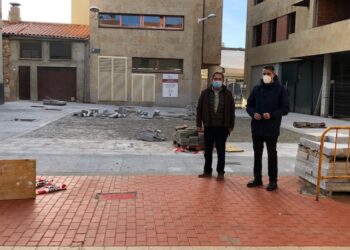 La calle Larga y la plaza Rincón ya son peatonales después de cinco meses de obras