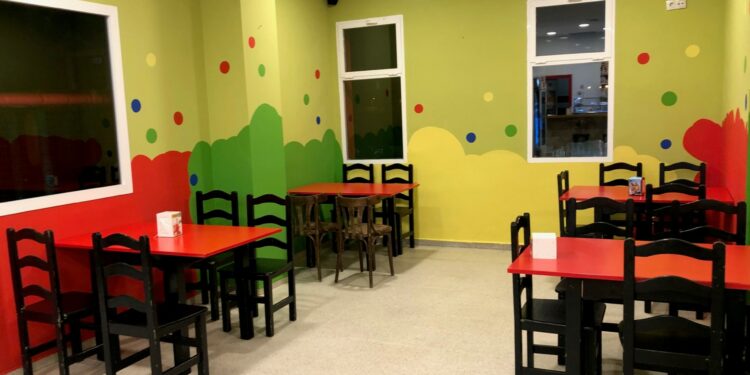 Reabre sus puertas la cafetería del Centro de Ocio y Deporte con nueva imagen