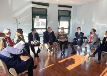 El consejero de Sanidad confirma la conversión del consultorio médico en el Centro de Salud cabecera de la Periurbana Sur