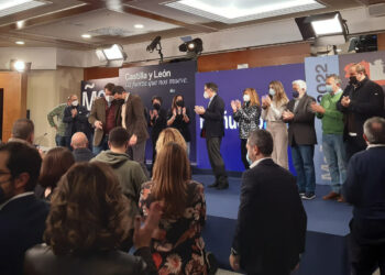 Fernández Mañueco pide a los salmantinos «una movilización sin precedentes para ganar las elecciones»