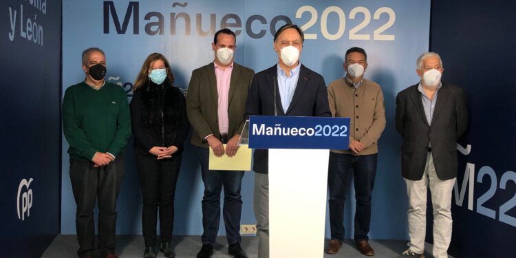 El PP dará a conocer sus propuestas en una campaña de calle «en positivo y centrada en las personas»