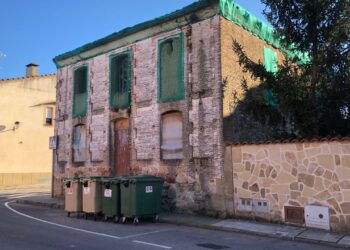 La rehabilitación de la antigua panera, un proyecto frustado desde hace casi dos décadas que vuelve a los agricultores