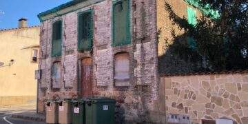 La rehabilitación de la antigua panera, un proyecto frustado desde hace casi dos décadas que vuelve a los agricultores