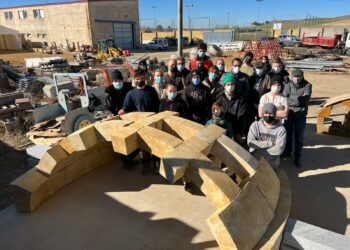 La reproducción de la bóveda del siglo XVIII tallada en piedra empieza a ser una realidad