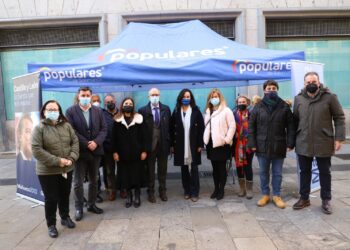 Edurne Uriarte: «Castilla y León se juega tener un Gobierno de la España consitucional, de unidad, de lealtad y de cumplimiento del Estado de derecho»