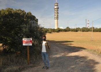 Continúan los trabajos para la recogida de residuos, vertidos y escombros en los caminos del municipio
