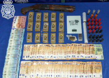 Detenidos tres varones en el Barrio San José por venta de drogas