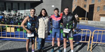 Carlos Cobos y Patricia Lorenzo se imponen en el II Duatlón de Carretera