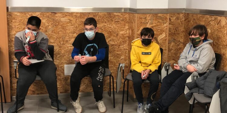 Talleres infantiles de Carnaval para facilitar la conciliación familiar y laboral en los días sin cole