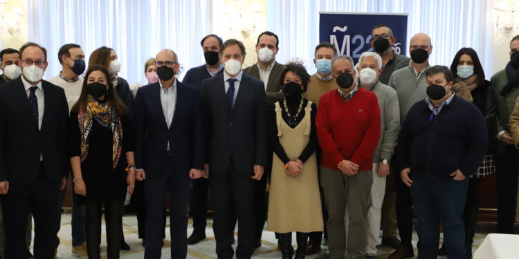 Carlos García: «Estamos hartos del abandono del Gobierno con unos recortes que están perjudicando la recuperación económica de la provincia»