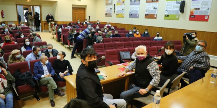 Serrada participa en la sesión informativa de la reforma laboral organizada por los sindicatos