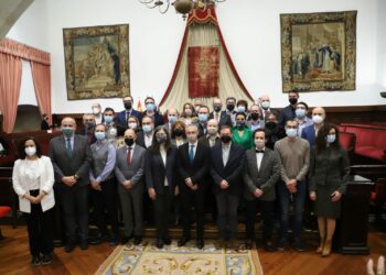 Toma de posesión de cargos académicos y nuevos miembros del personal docente e investigador