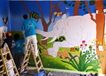 Los alumnos de las AFE de Jardinería y Pintura comienzan las actuaciones prácticas en instalaciones municipales y la creación del invernadero para producir planta ornamental para las zonas verdes