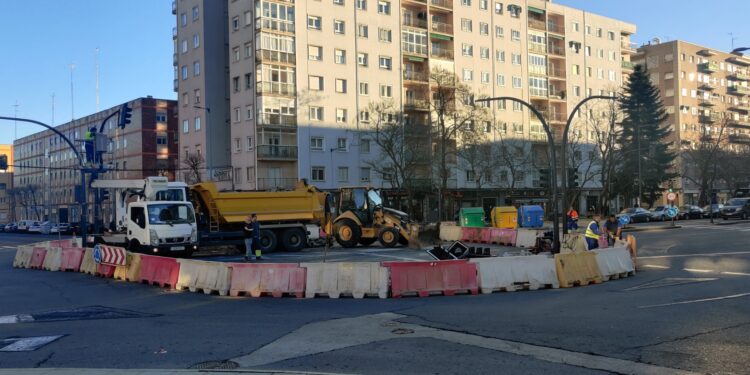 Comienzan las obras para la reordenación del tráfico y aumentar la fluidez del nudo de Federico Anaya, Los Cedros y Los Olivos