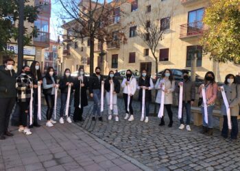 La juventud de los Quint@s y la música tradicional se funden en la fiesta de Las Candelas