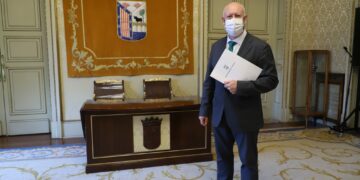 Campaña de apoyo al comercio salmantino con el ‘Concurso de Escaparates sobre la Semana Santa’