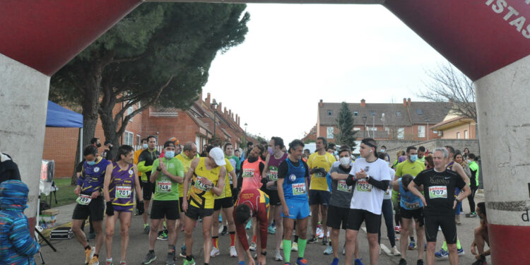 Manuel Vicente Tejedor y Ángeles Muñoz se imponen en el ‘Cross del Pirulí’