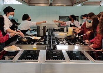 Desayunos formativos y divertidos para los alumnos del colegio Montessori