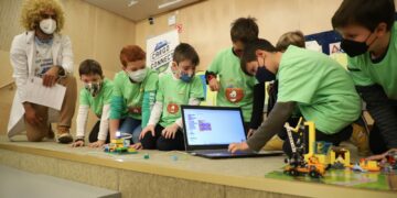 El Torneo First Lego League llega a Salamanca para fomentar las capacidades científicas y tecnológicas de los más pequeños