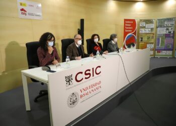 ‘Micromundo’, el proyecto pionero que busca antibióticos para combatir a bacterias multiresistentes
