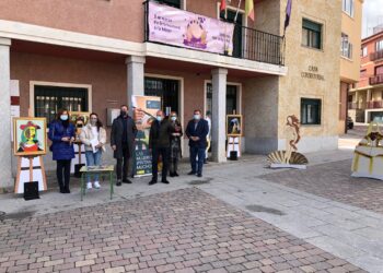 Carbajosa destaca el protagonismo femenino en el arte y la literatura en la jornada de defensa de los derechos de las mujeres