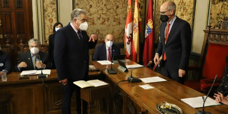 La Diputación da luz verde a más de 20 millones de euros que se invertirán en mejoras de carreteras, reciclaje, depuración, empleo y para dar los primeros pasos del futuro Centro de Ciencias Agroambientales