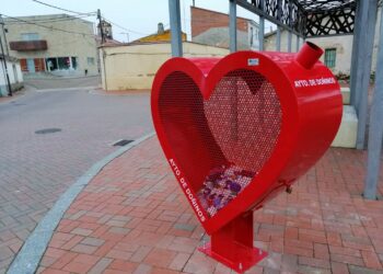 Nuevo corazón solidario para reciclar tapones de plástico y ayudar a los niños enfermos