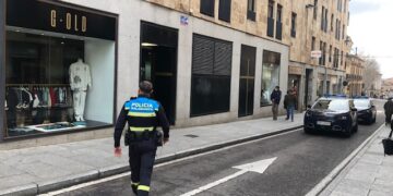 Falsa alarma por robo en la calle San Pablo que moviliza a varias patrullas de Policía Nacional y Policía Local