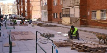 Inversión de 166.000 euros para la renovación de la red de suministro de agua en diez calles del barrio Garrido