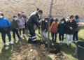 Pequeños jardineros para celebrar el Día del Árbol